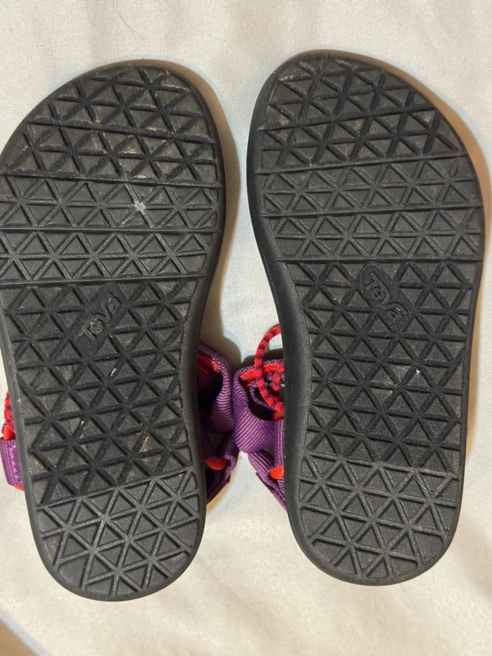 Teva Voya Girl’s Infinity Sandals
